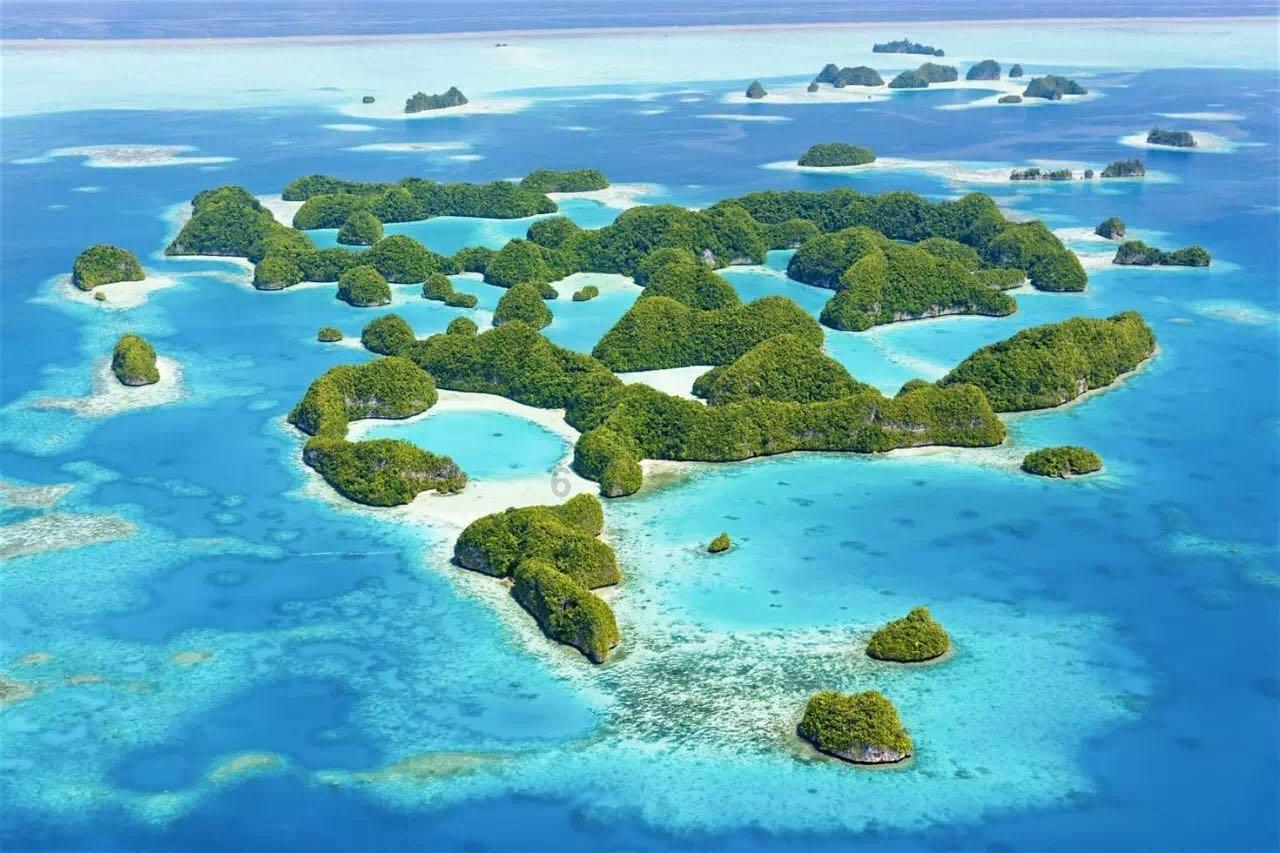 中国成功发射第一颗人造卫星游戏画面