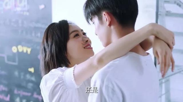 吃星星的恐龙男孩